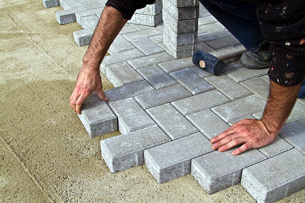 Best Affordable Driveway Paving  in Lynnwood Pricedale, PA