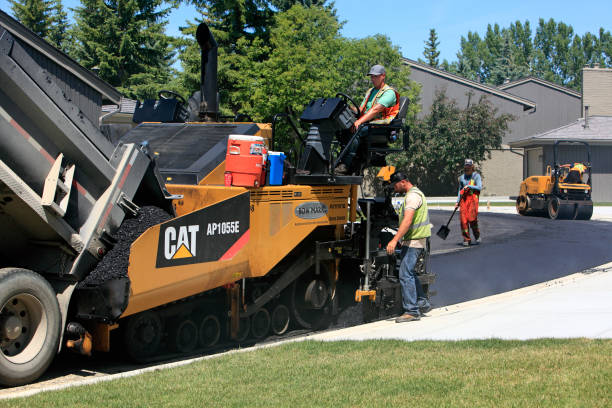 Best Commercial Driveway Pavers  in Lynnwood Pricedale, PA